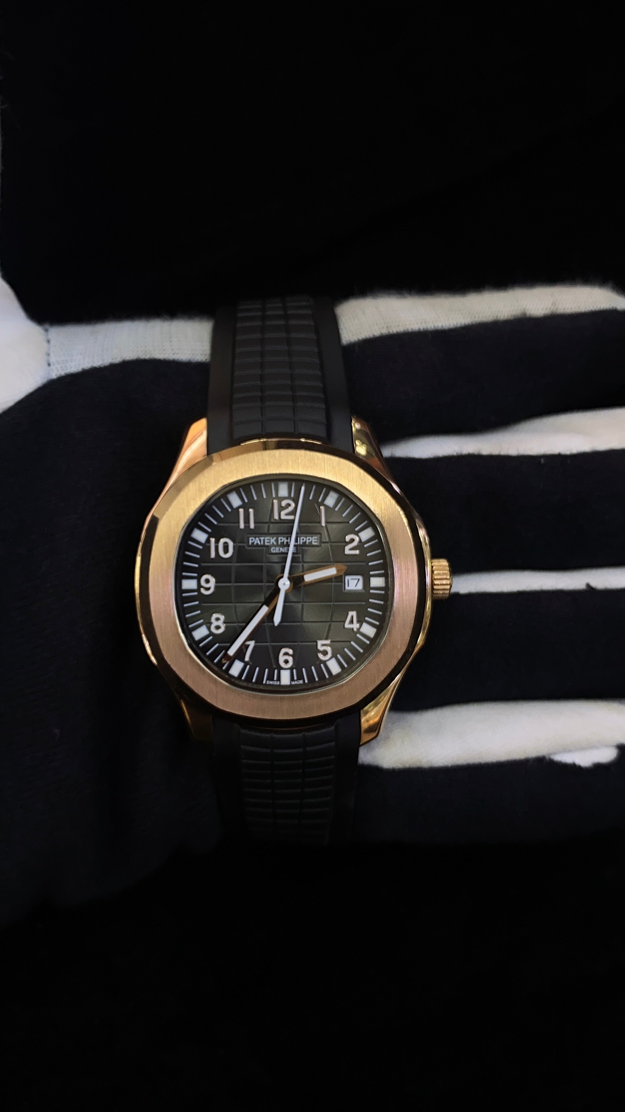 Patek Philippe (Aquanaut Black)