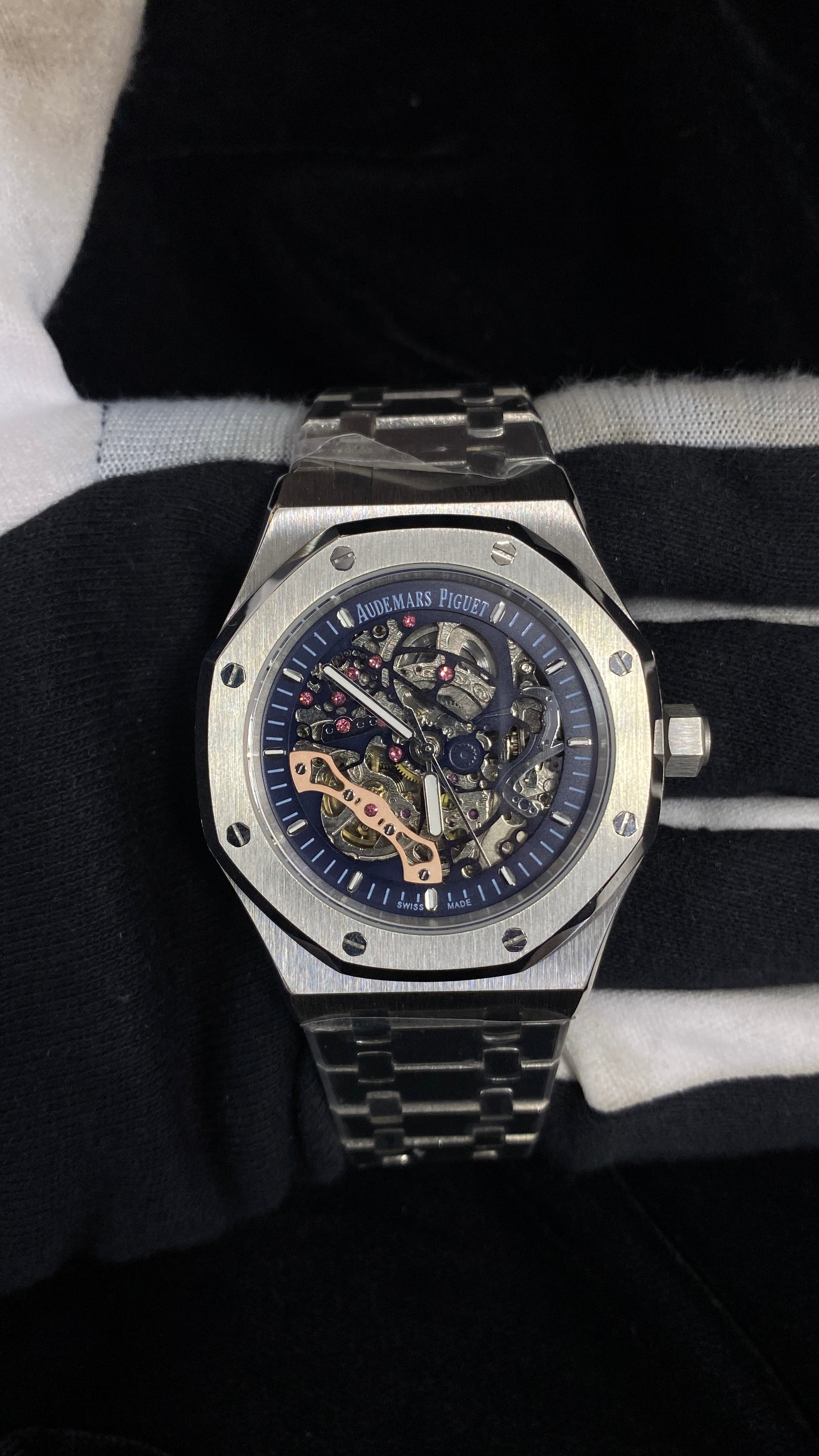 AP Skull (Black x Silver)