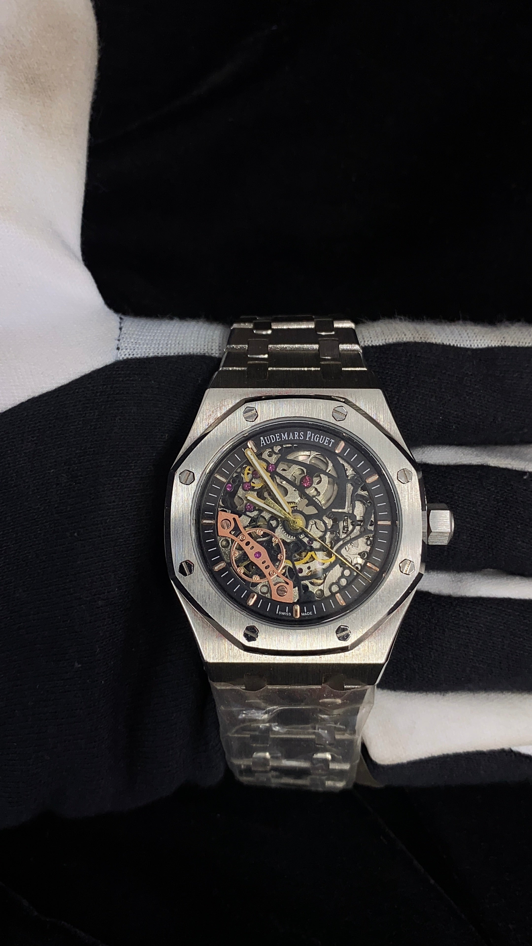 AP Skull (Black x Silver)