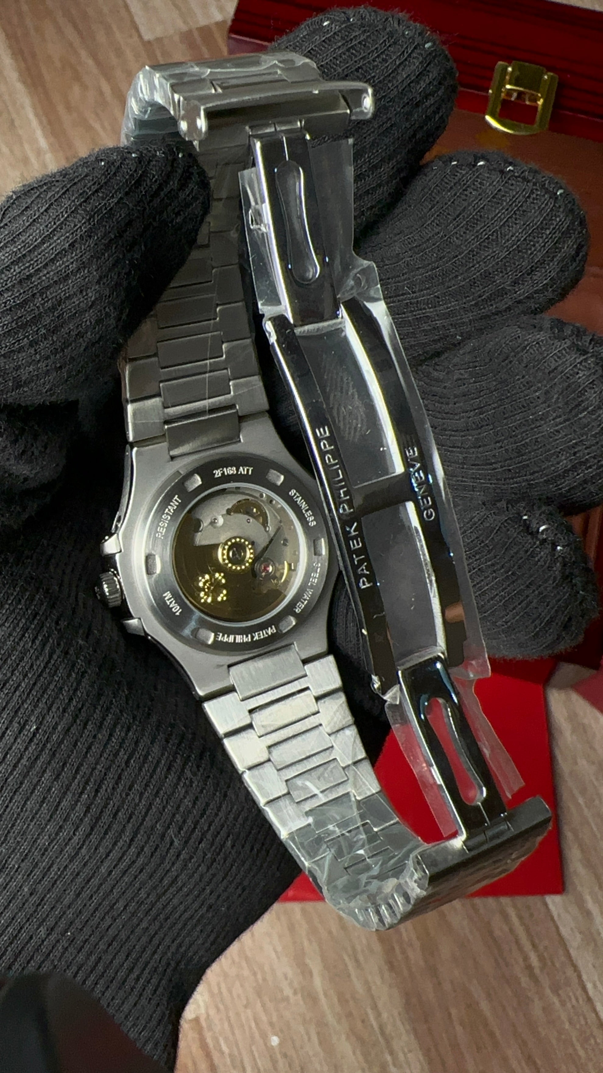 PATEK NAUTILUS “Tiffany”