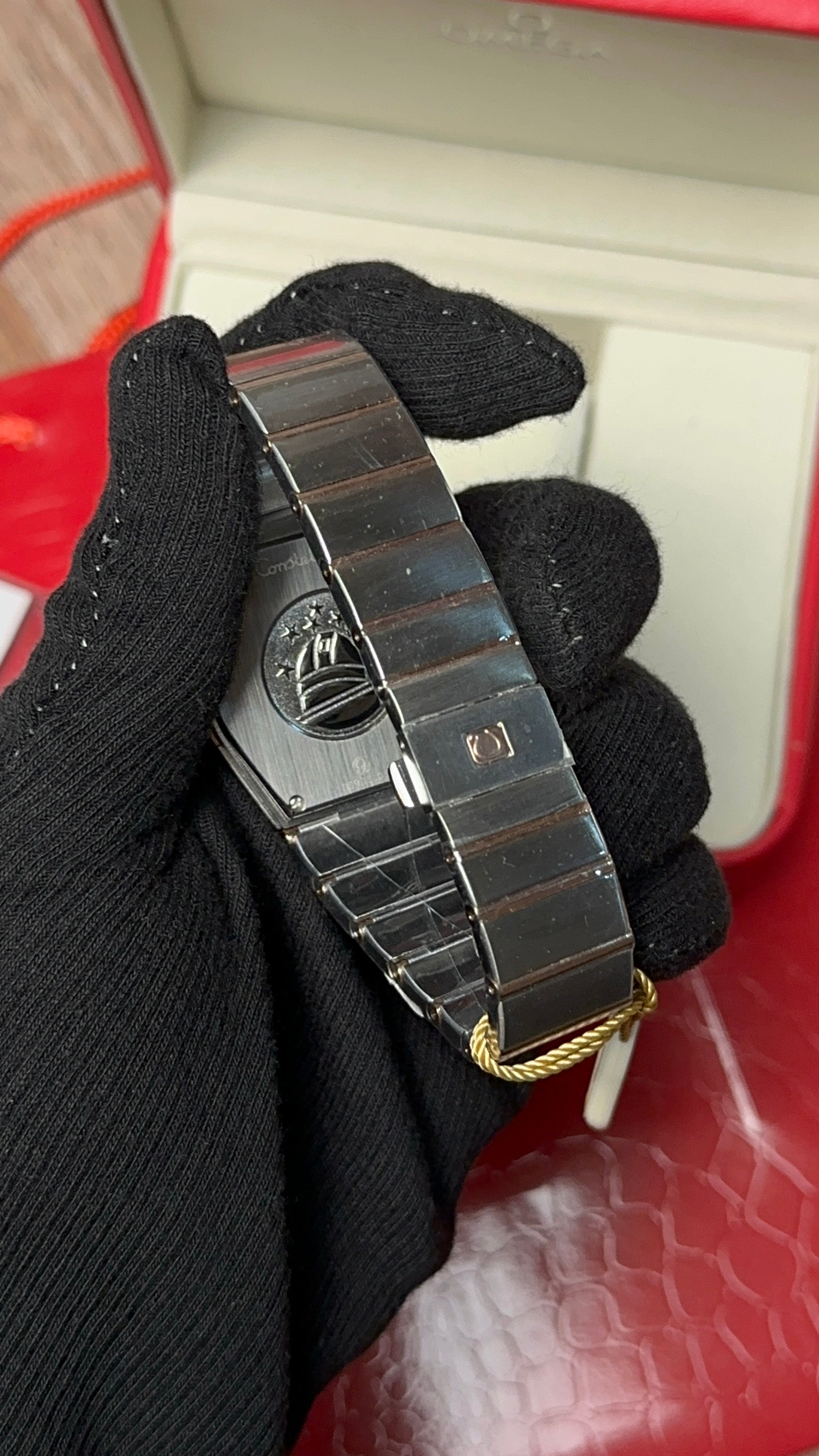 Omega Constellation (Pearl)