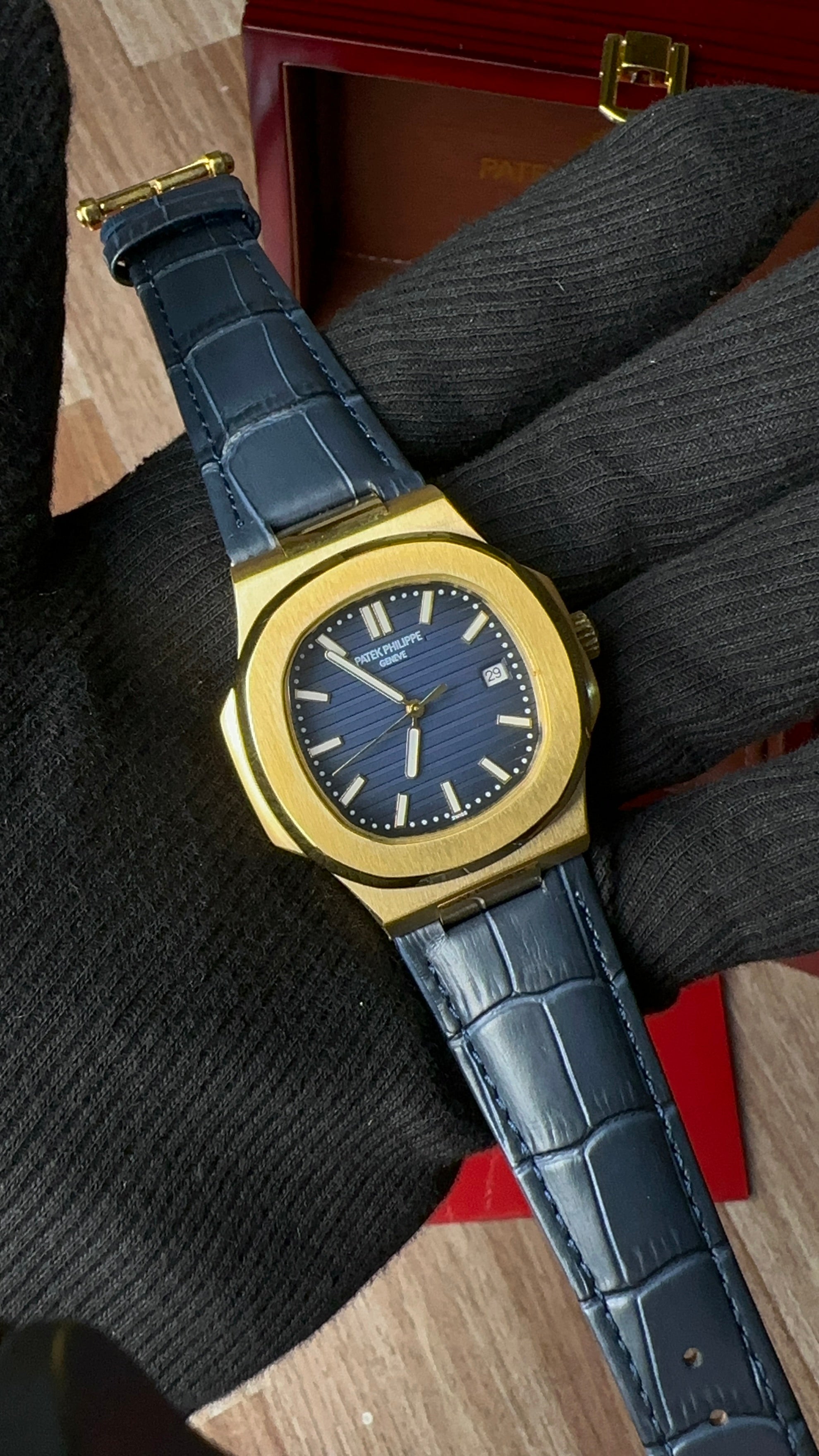 Patek Nautilus (Navy)