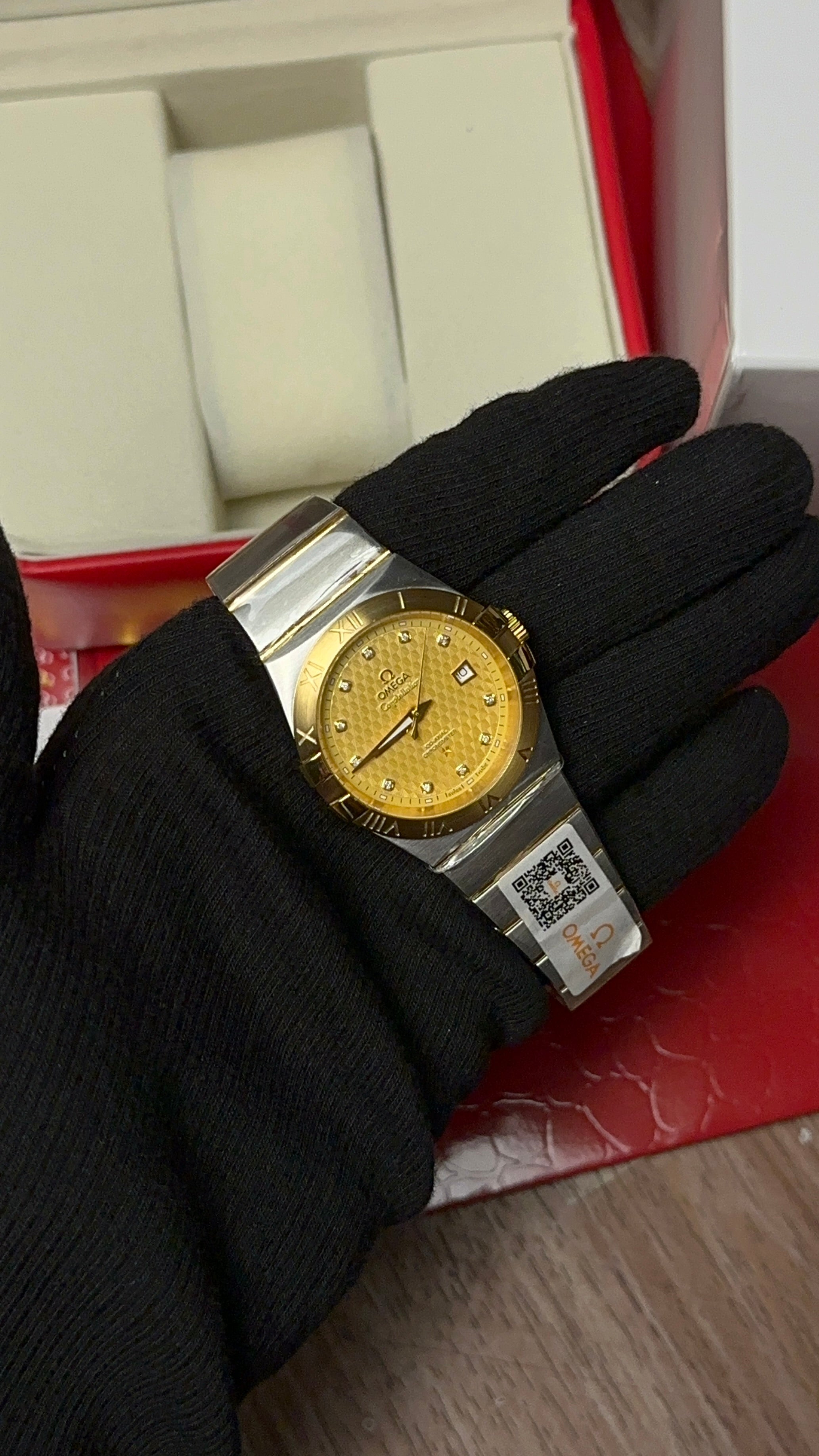 Omega Constellation ( Yellow-Gold )