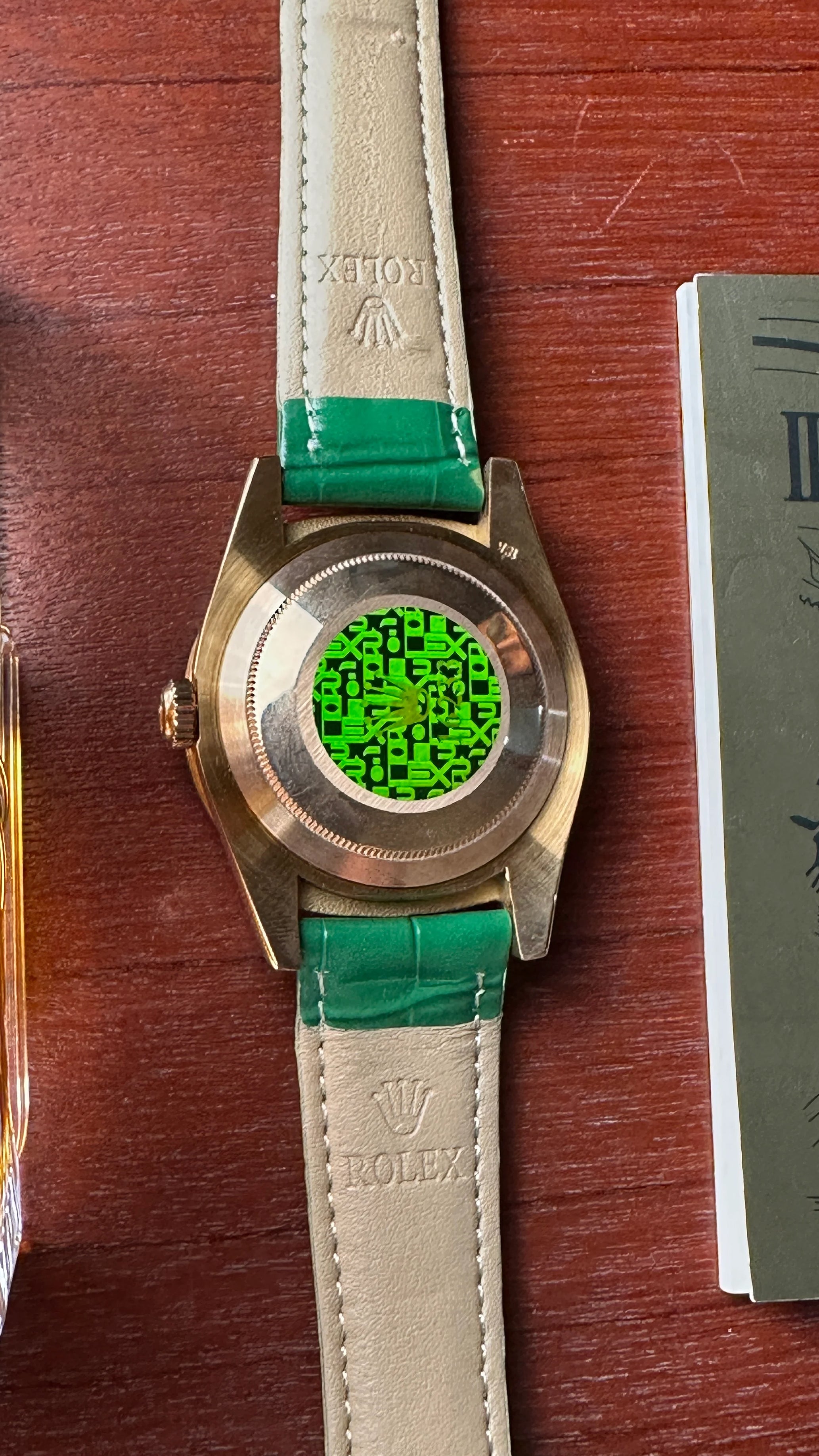 Day-date Diamond Green-strap (Green X Rose-Gold)