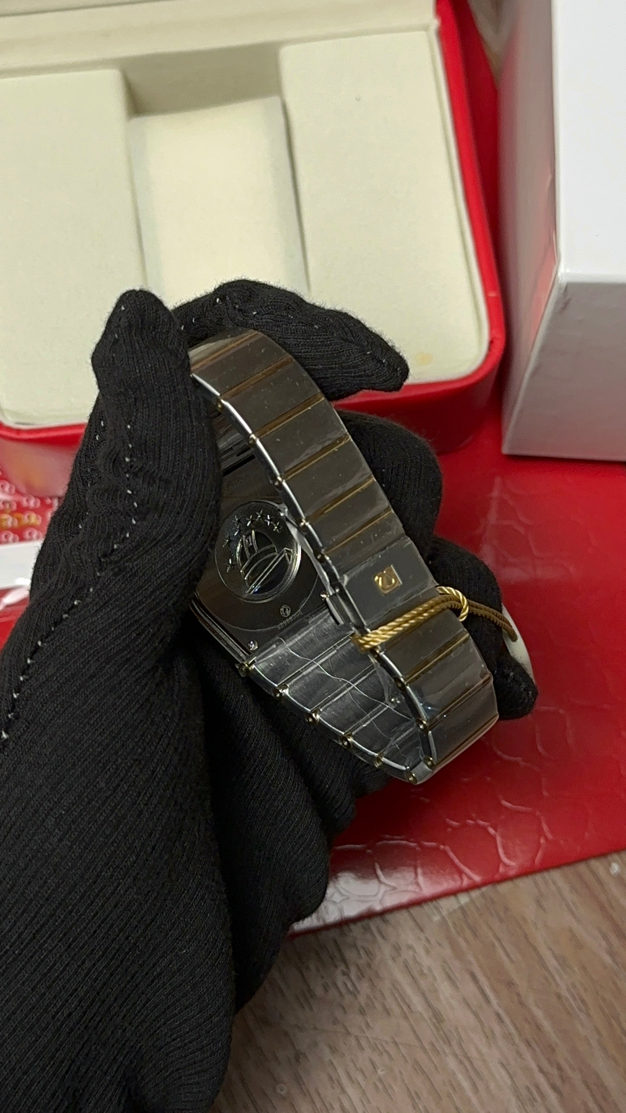 Omega Constellation ( Yellow-Gold )