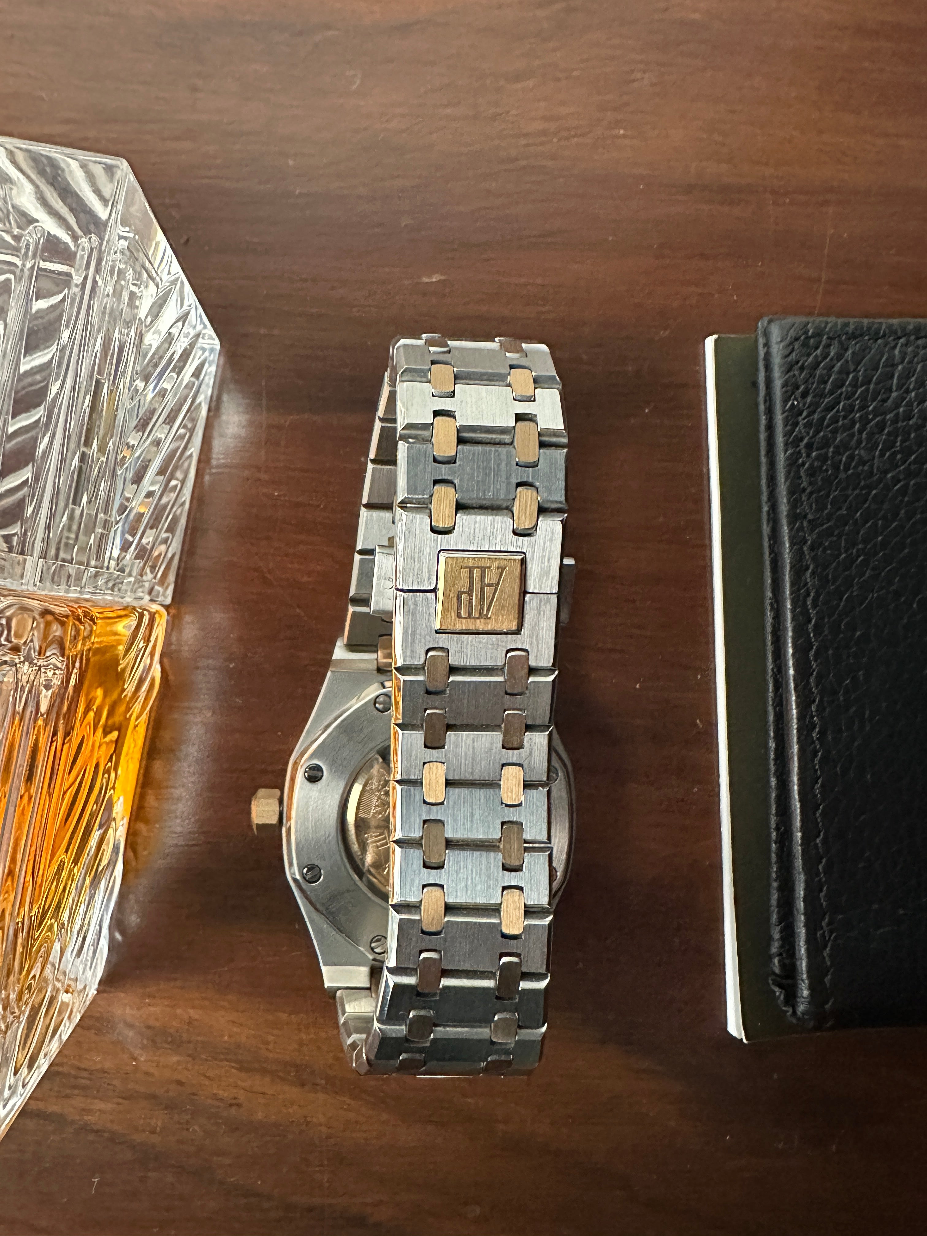 AP Skull (Blue x Rose Gold)