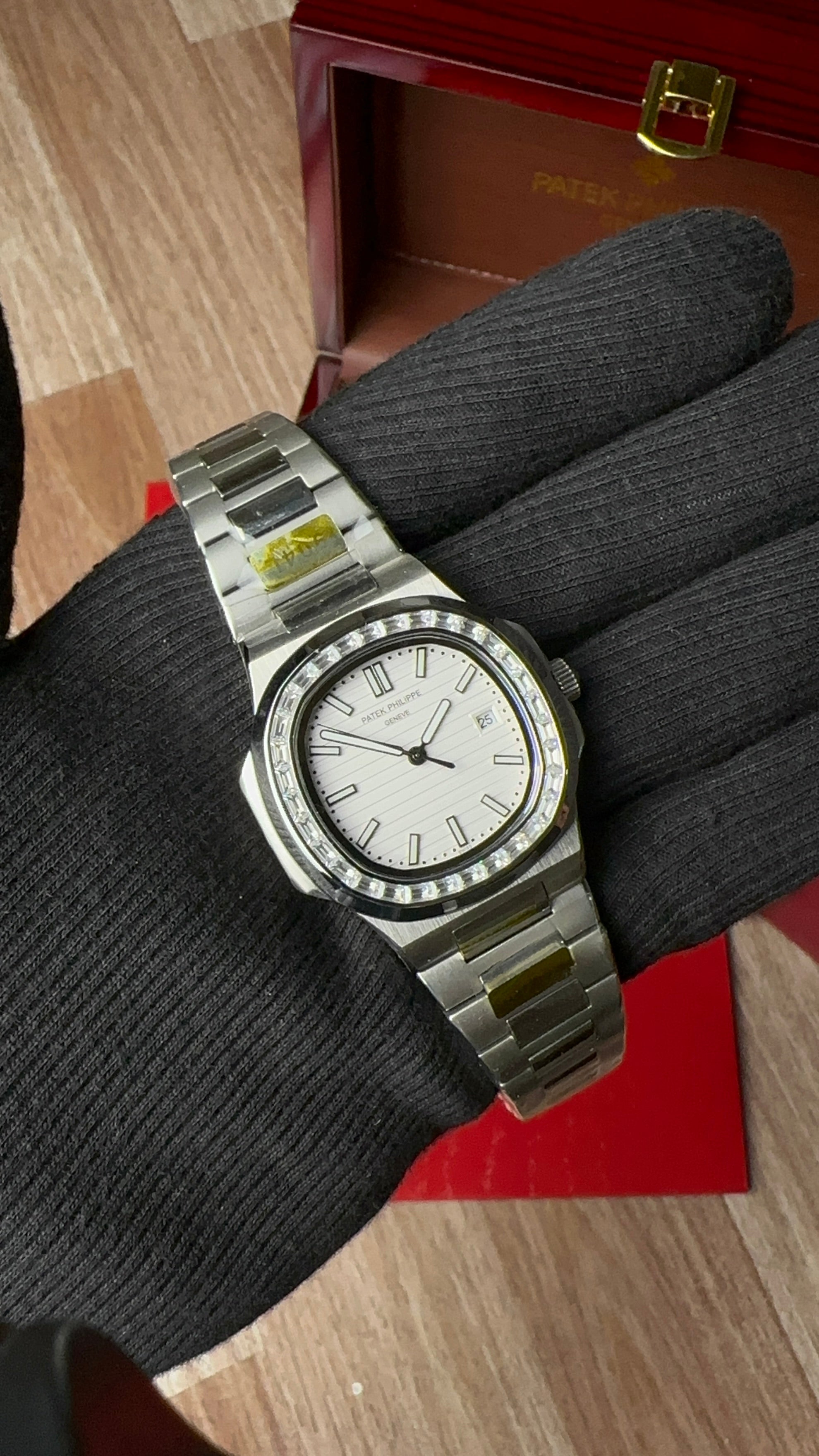 Patek Nautilus “White diamond”