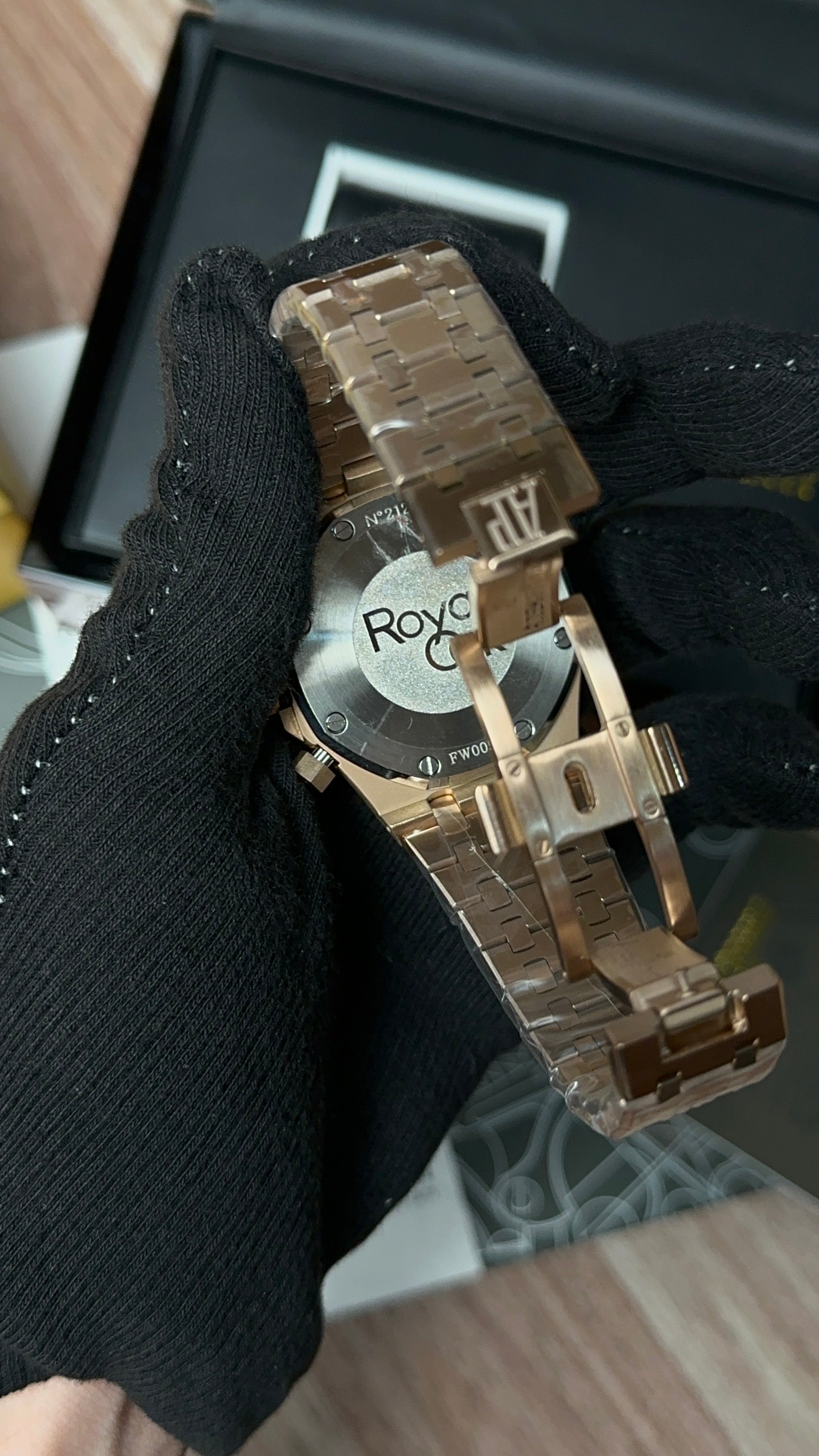 Royal Oak Plain (Rose Gold X White)