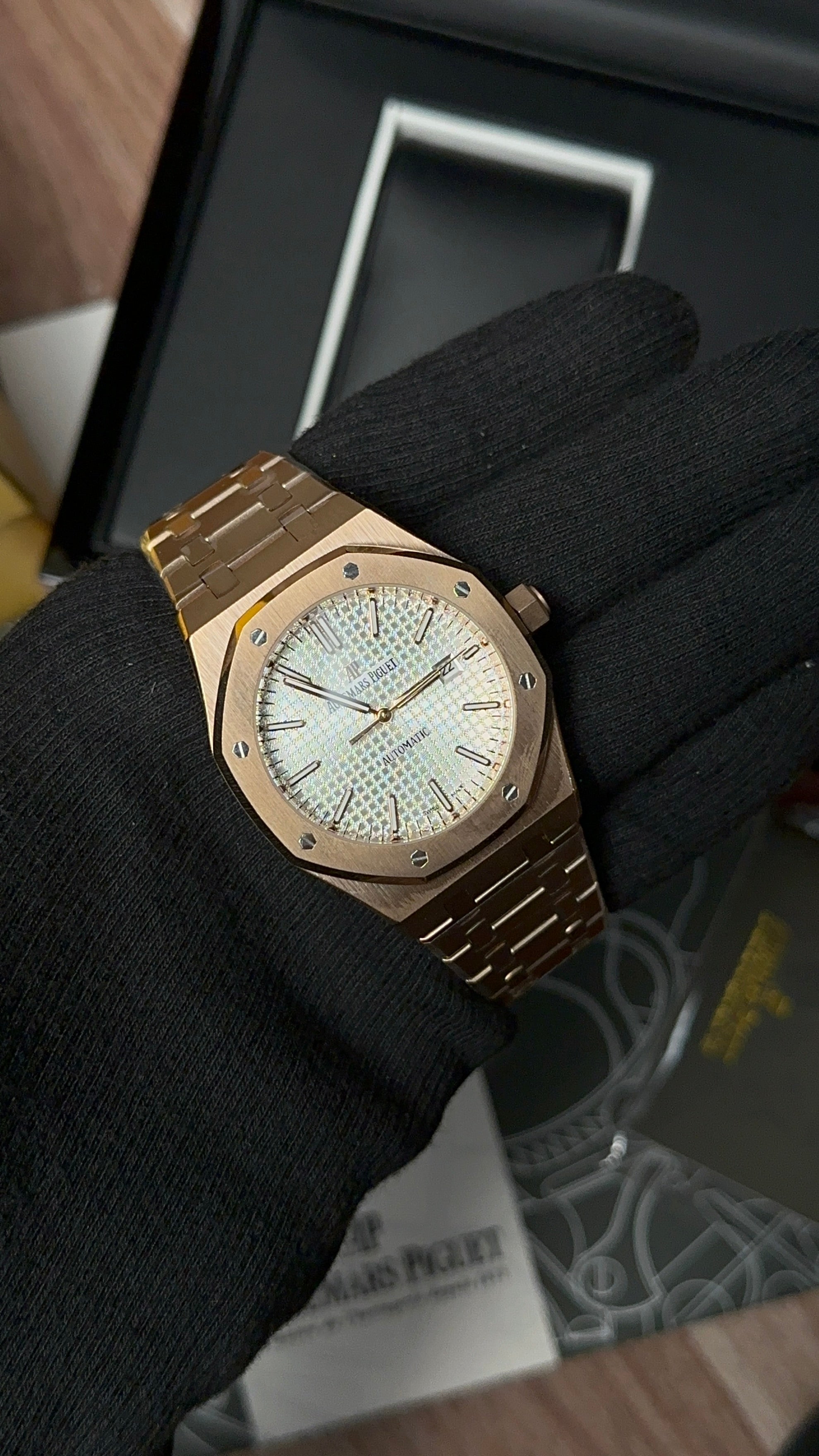 Royal Oak Plain (Rose Gold X White)