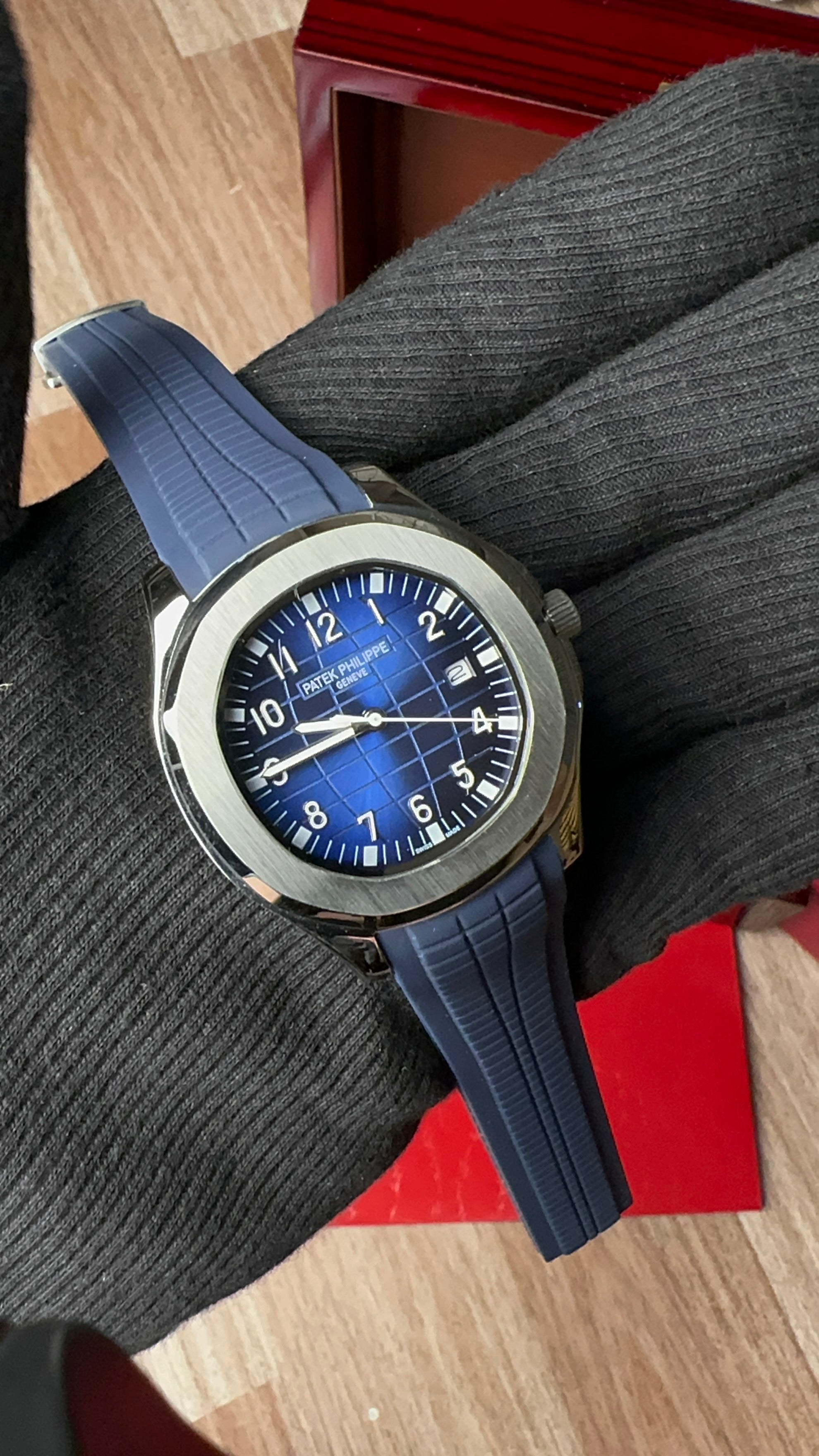 Aquanaut (Blue X Silver)