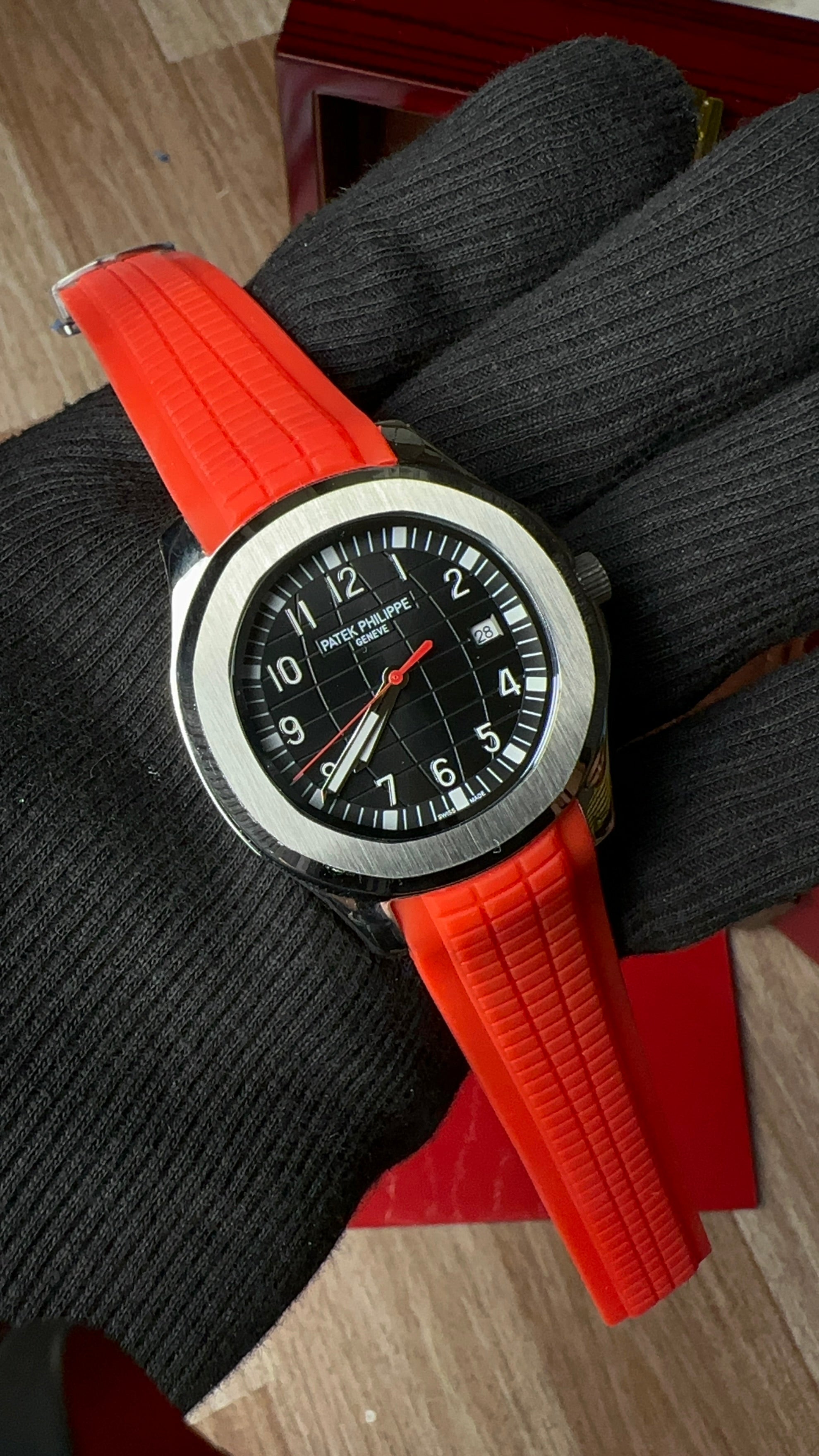Aquanaut (Black X Red)