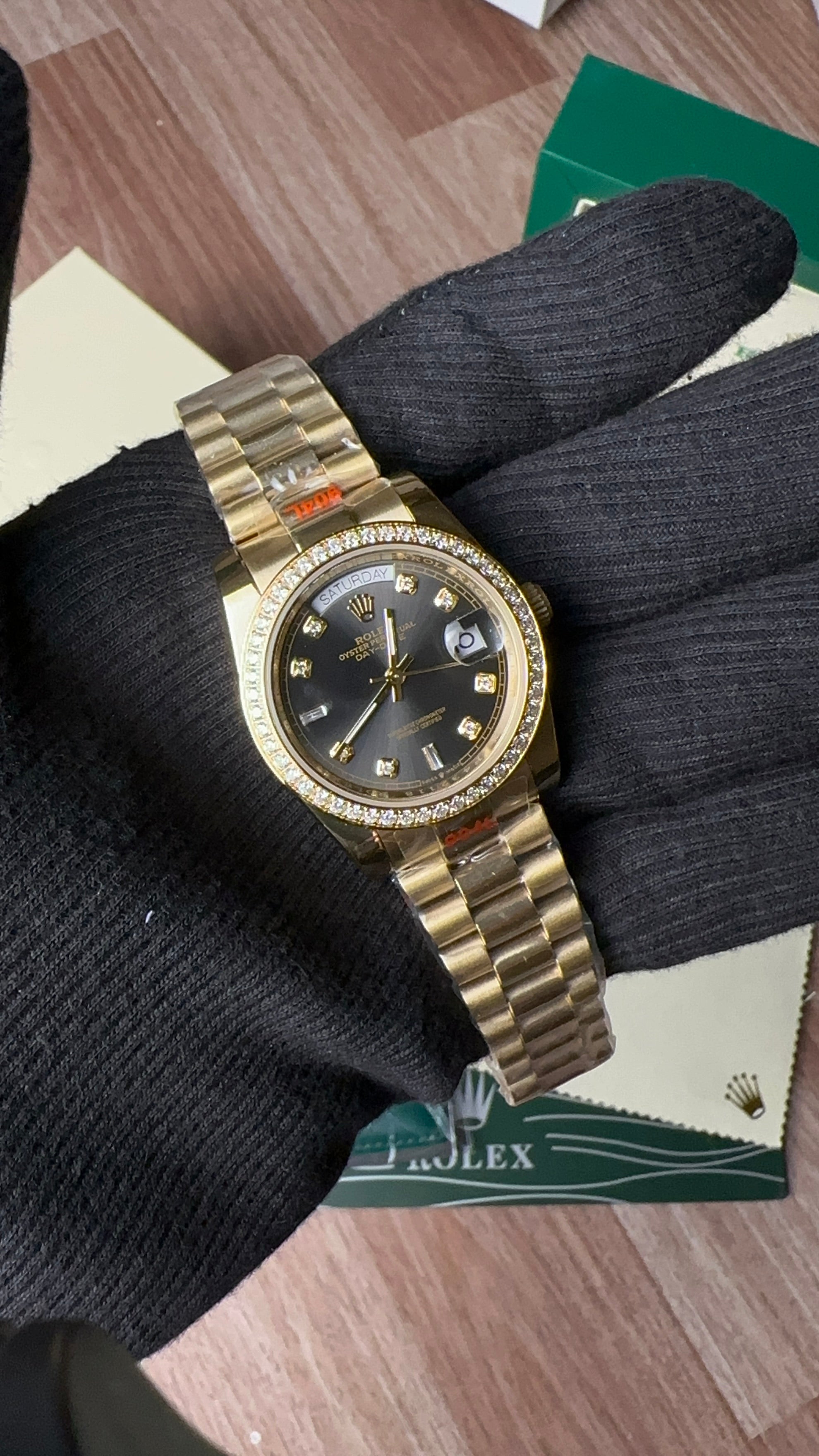 Day-date Diamond Gold (Charcoal X Diamond)