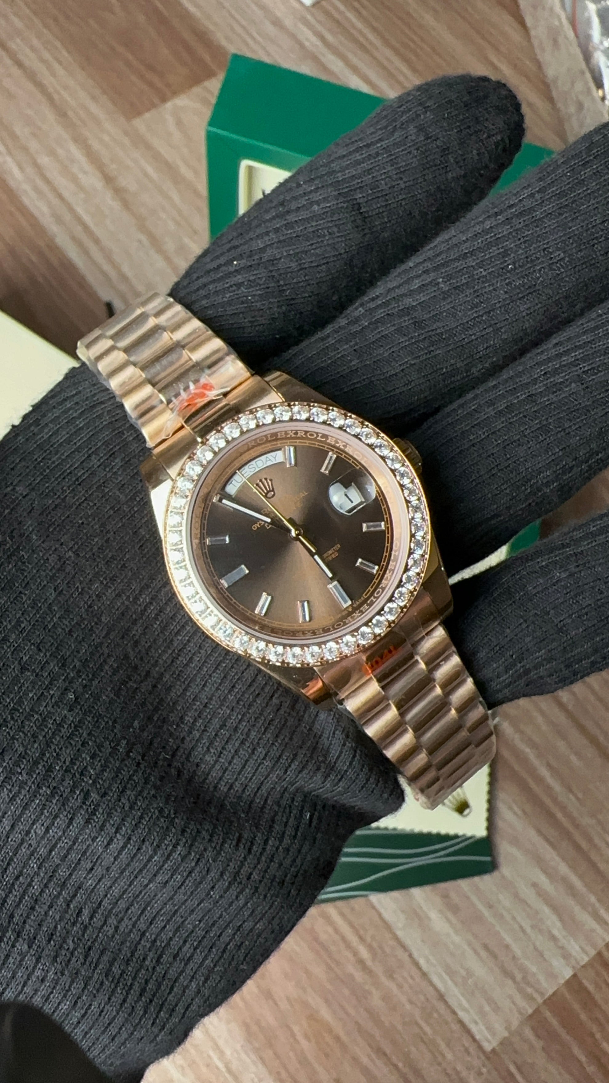 Day-date Diamond Rose-Gold (Chocolate)