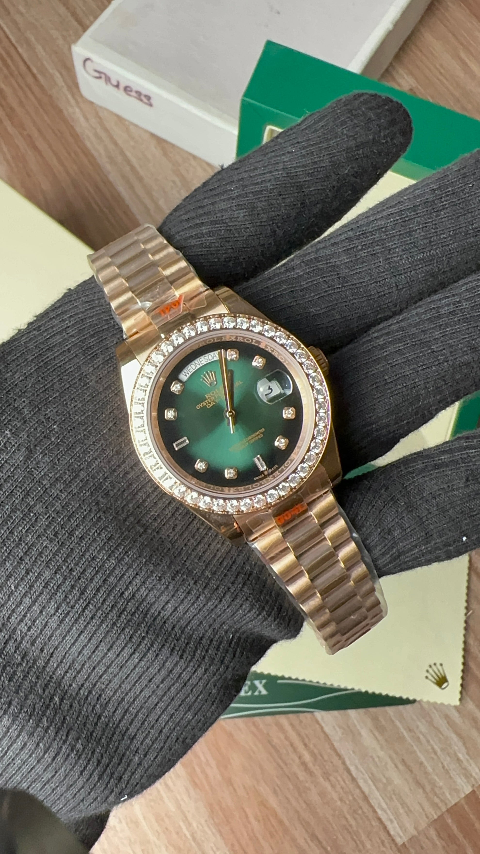 Day-date Diamond Rose-Gold (Green X Diamond)
