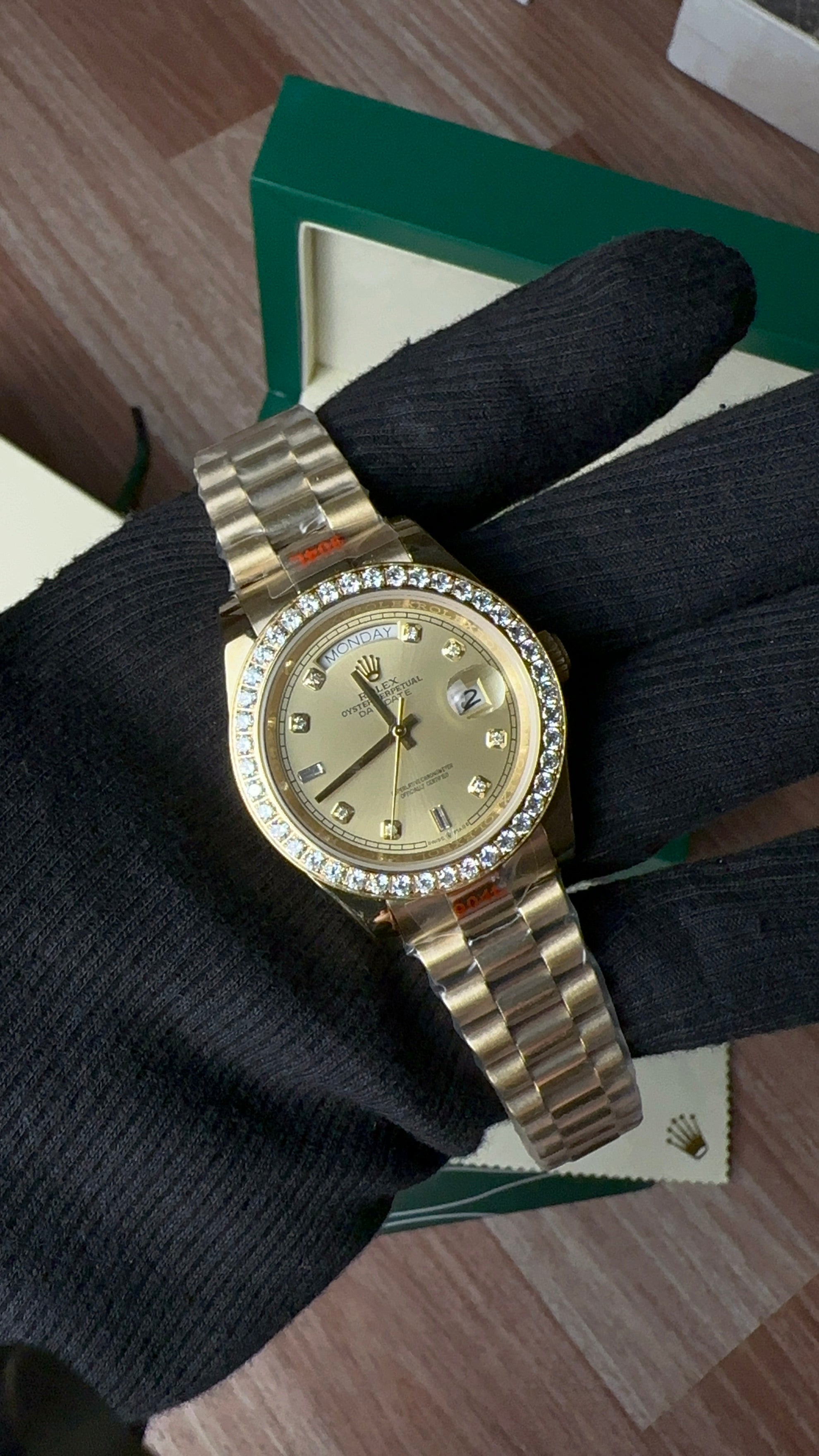 Day-date Diamond Rose-Gold (Champagne X Diamond)