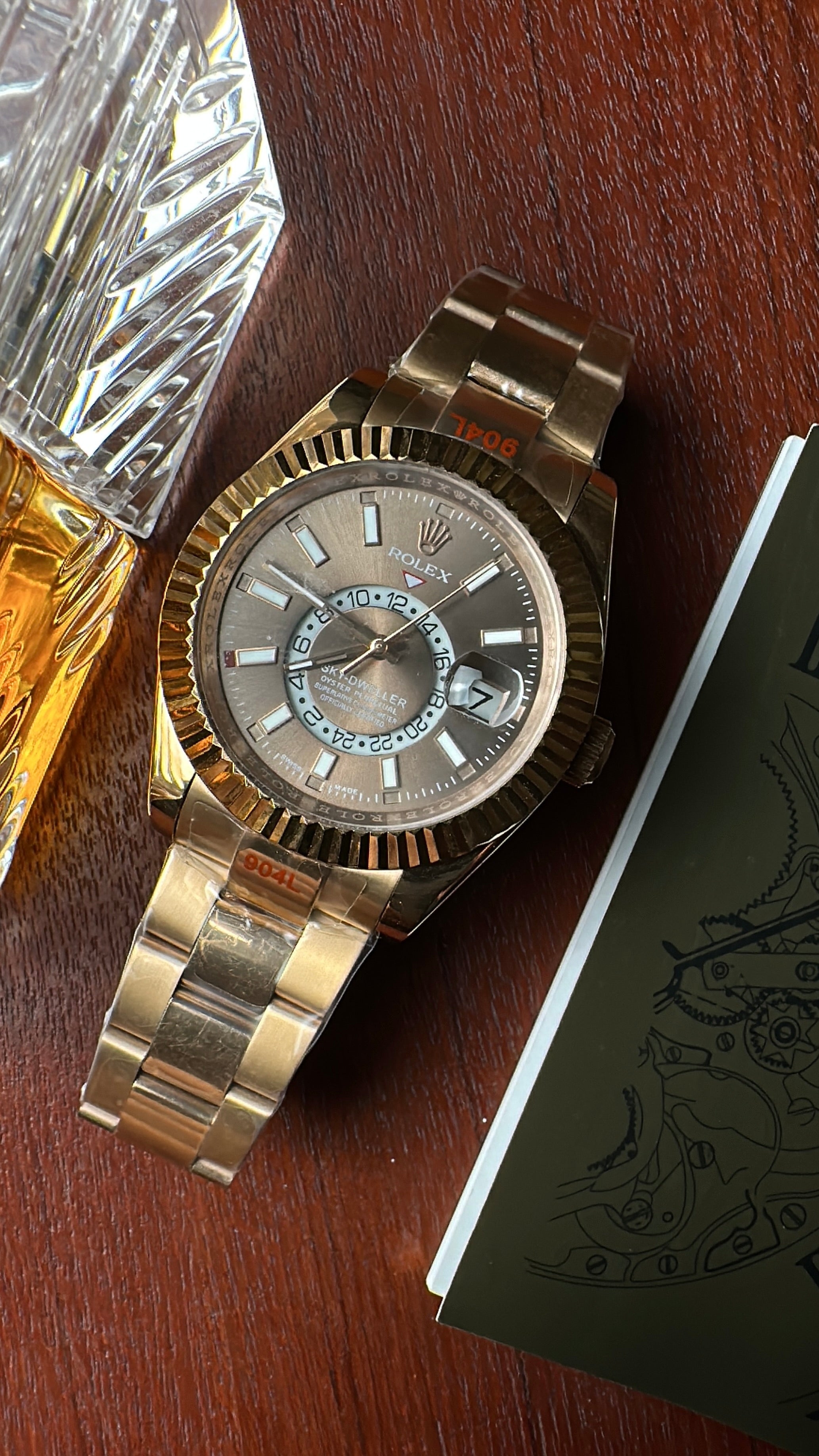 Sky Dweller (Chocolate X Rose-Gold)