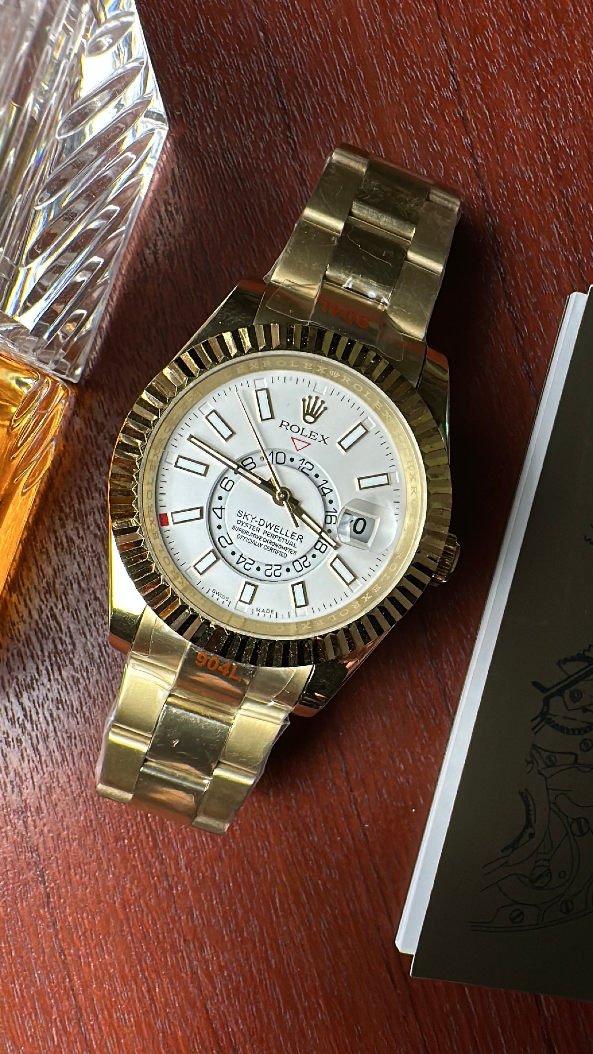 Sky Dweller (White X Gold)