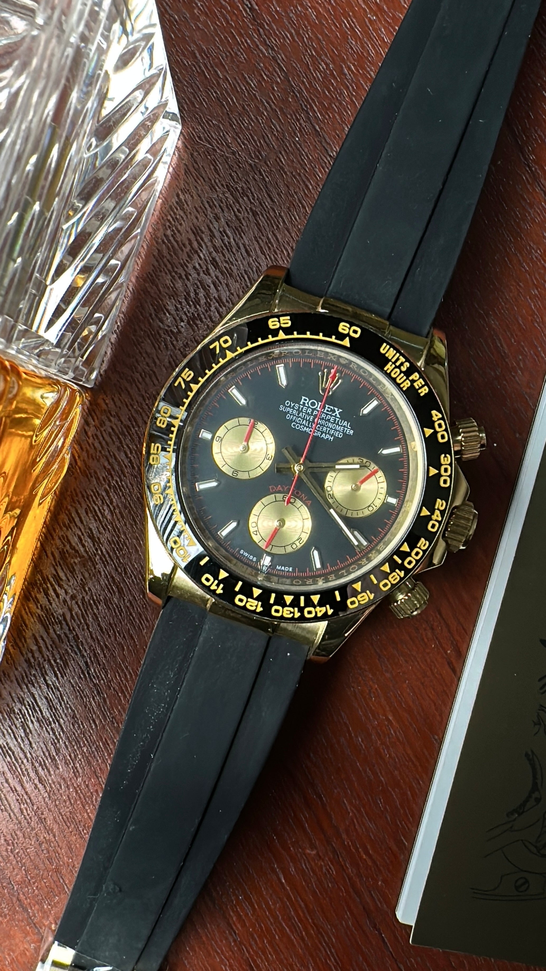 Daytona Strap (Black X Gold)