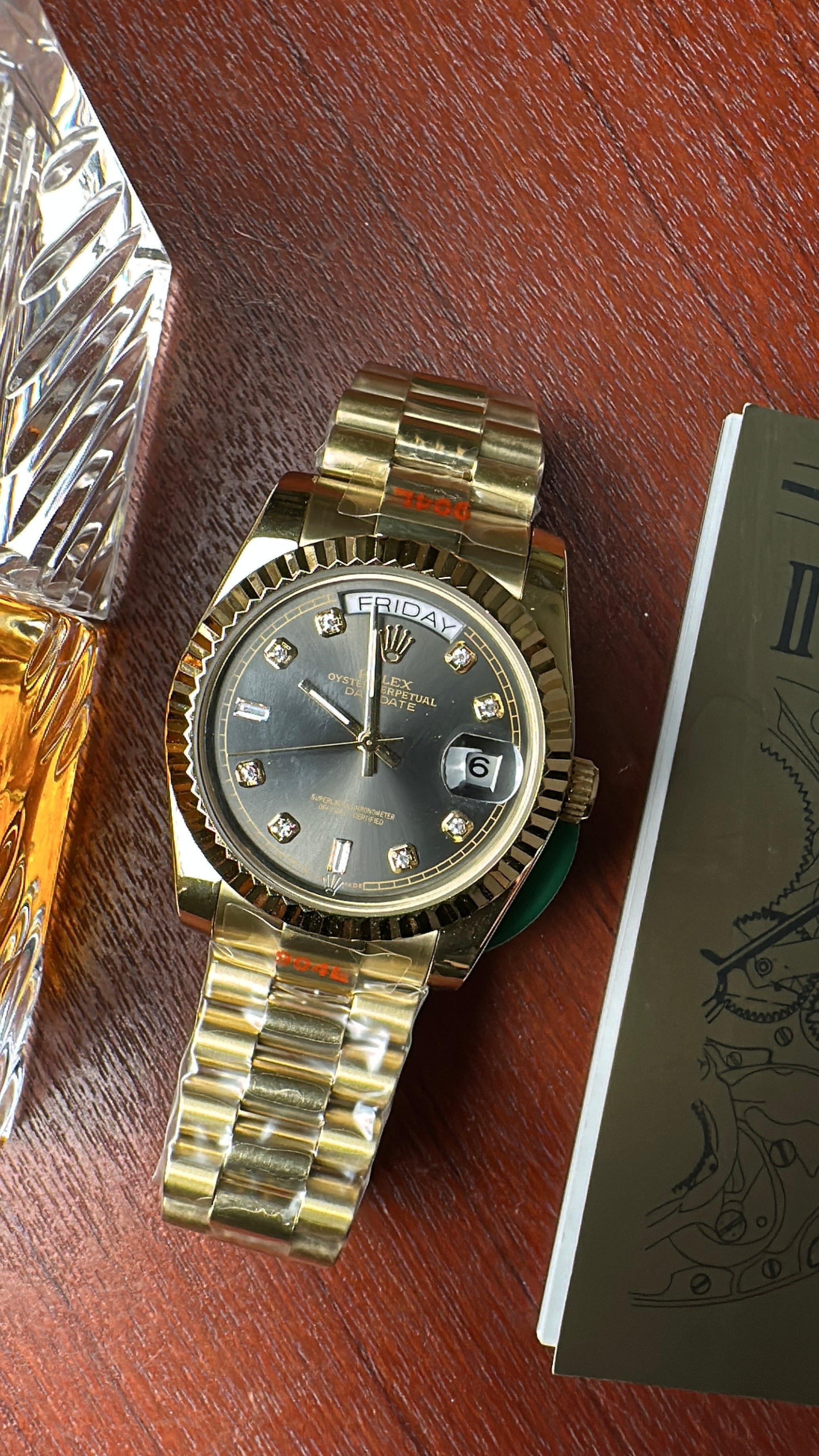 Day-date Gold (Grey X Diamond)