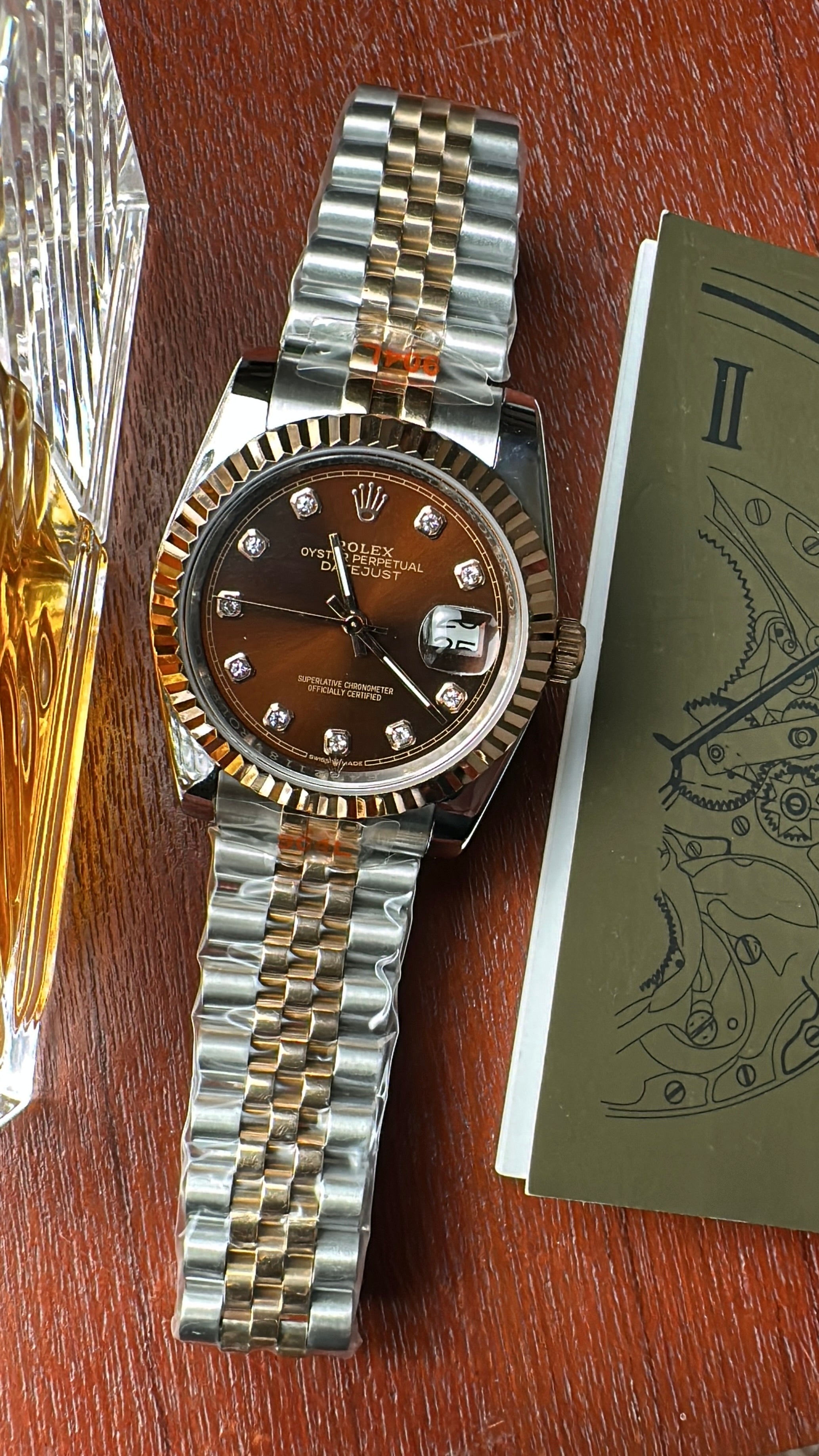 Datejust (Chocolate X Diamond)