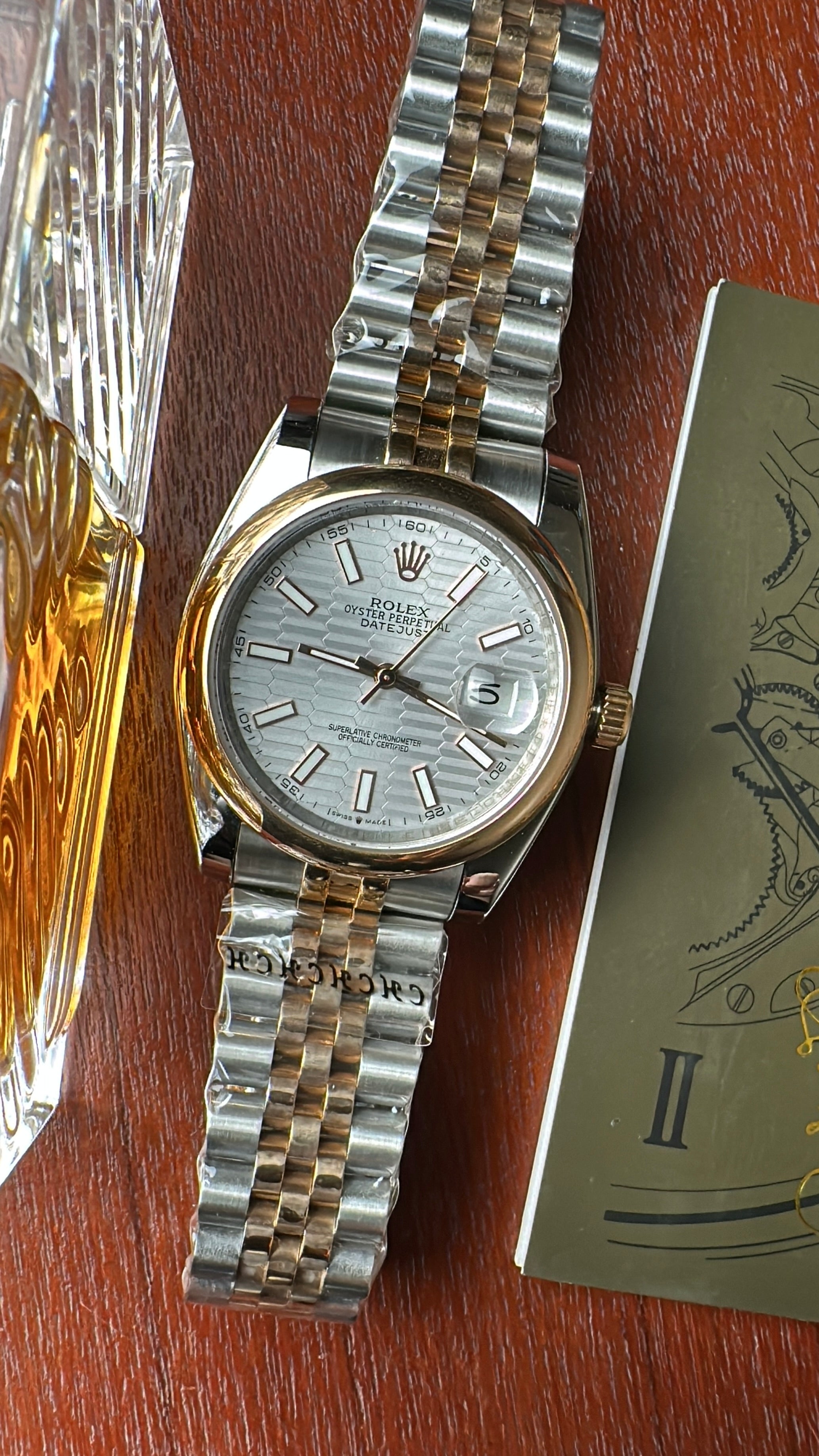 Datejust (Silver Gradient)