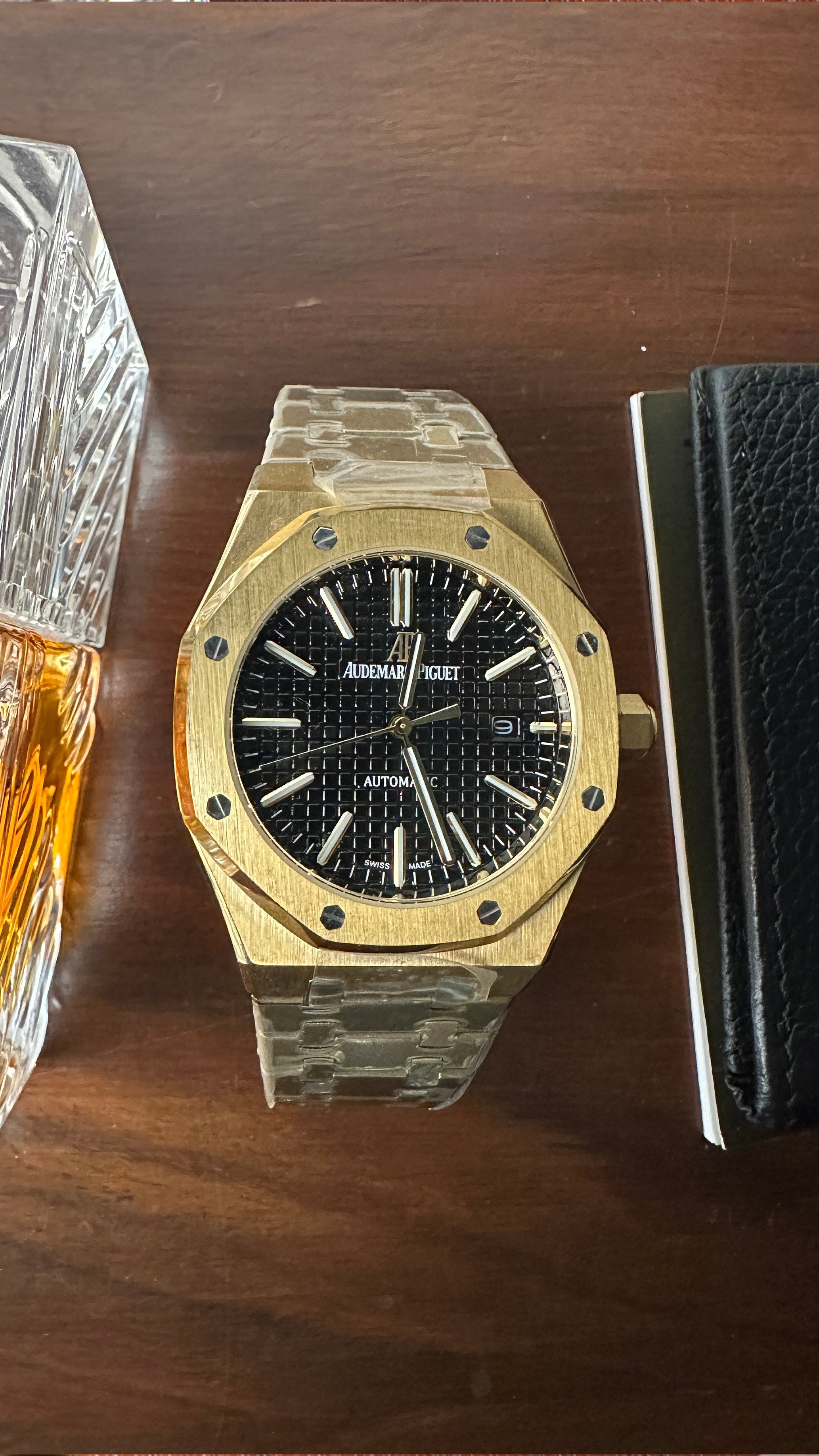Royal Oak Plain (Gold X Black)